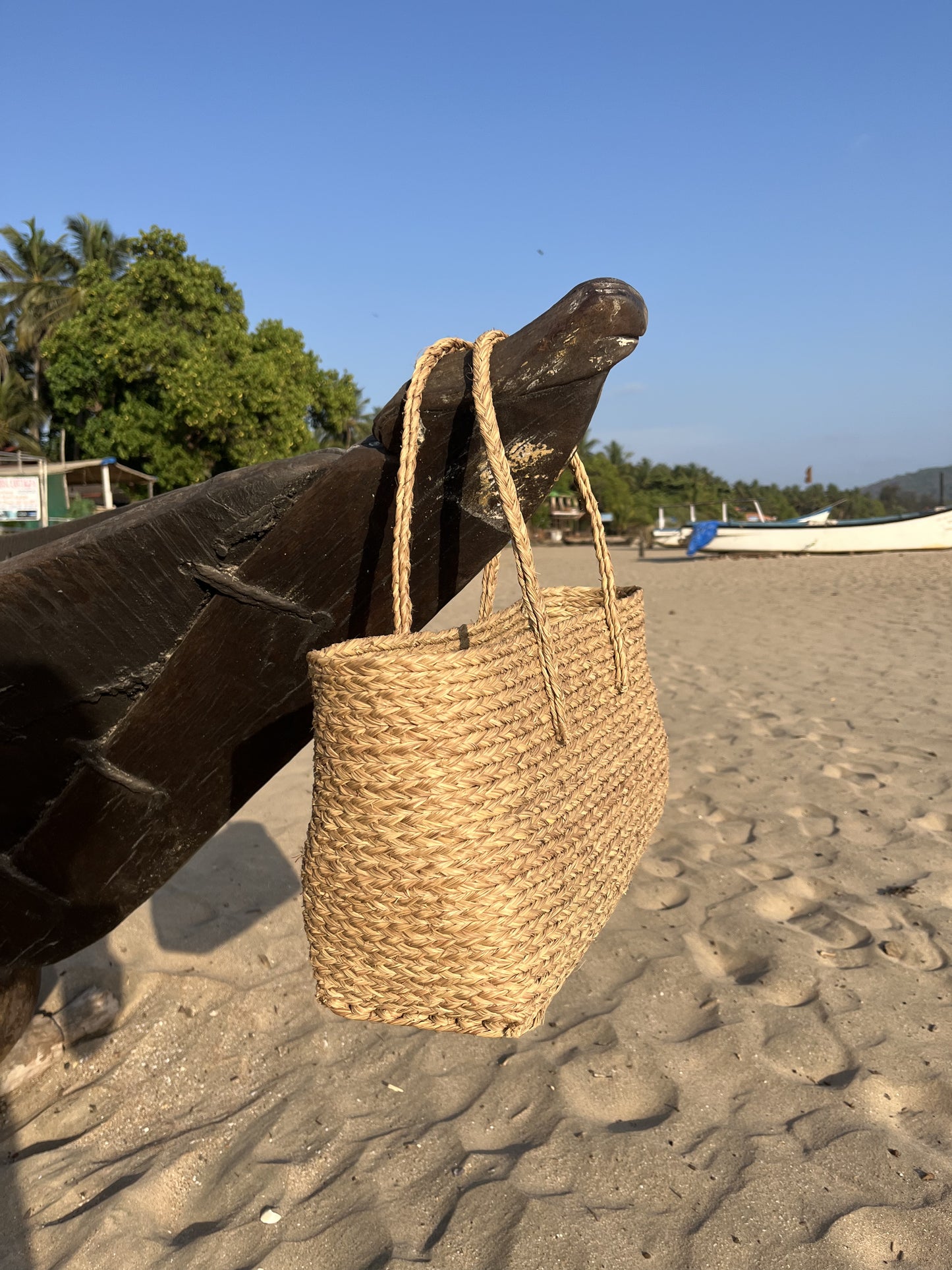 Handcrafted Sabai Grass Shopping Bag - Versatile, Eco-Friendly & Stylish